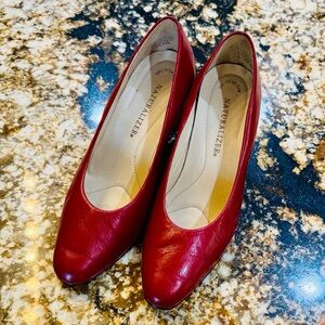 Naturalizer Red Leather‎ Low Heels 8.5